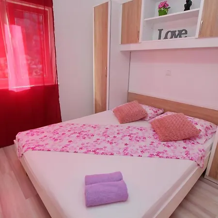 Baro - One Bedroom With Terrace And Sea View * Maranovići