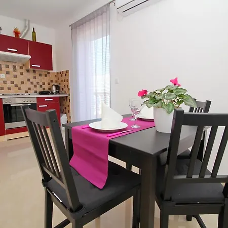 Appartamento Baro - One Bedroom With Terrace And Sea View